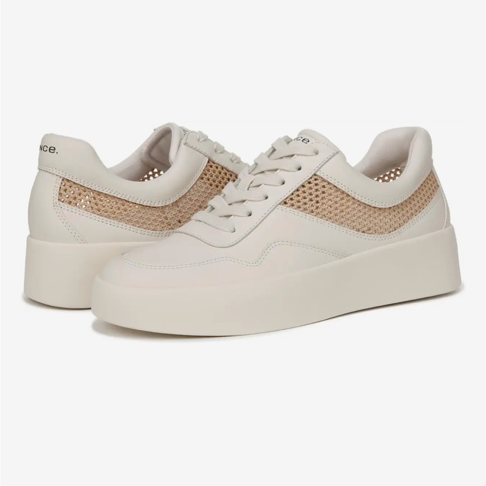 NWOT Vince Warren Court in white/beige